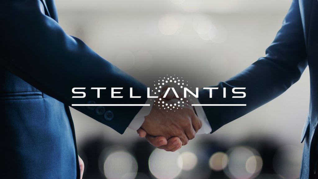 Stellantis s’engage à améliorer ses relations avec les concessionnaires et propose des actions concrètes